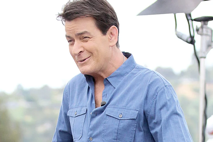 
    Actorul de 50 de ani, depistat cu virusul HIV, îşi proteja secretul şi le ameninţa pe divele porno cu procesul dacă îl dădeau de golFoto: Guliver/Splashnews/Hepta  