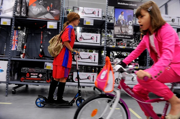 
    Trocathlon este un târg de articole și echipamente sportive second hand  