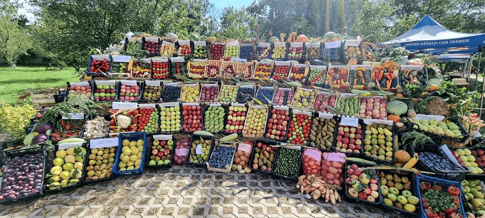 „Rod cu spor", târgul producătorilor autohtoni. Gazda este Muzeul etnografic Golești din Argeș