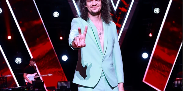 Tudor Chirila, jurat la  Vocea Romaniei