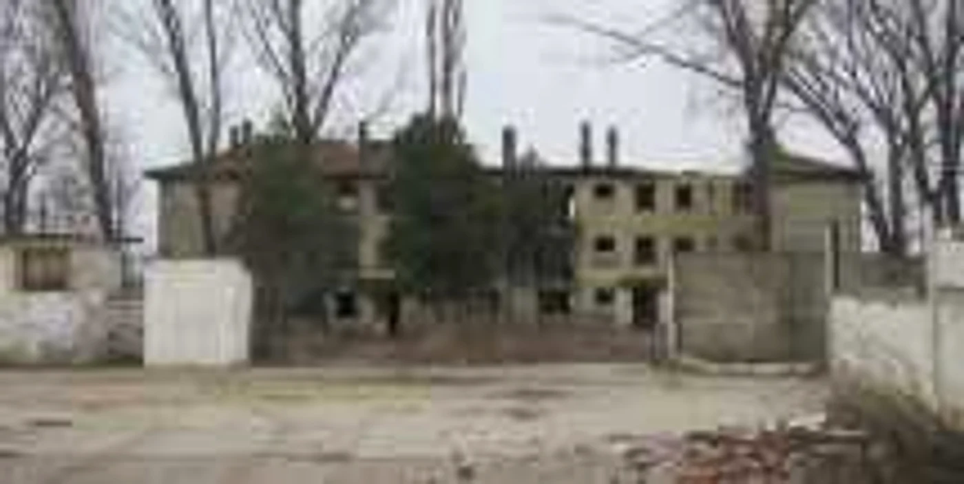 Fabrica de cărămidă din Ţăndărei s-a închis în urmă cu patru ani FOTO: M.S.