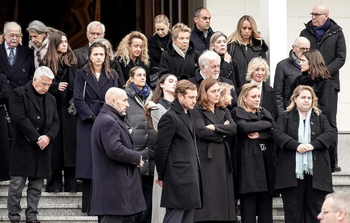 Pierre Casiraghi, Prințesa Caroline de Monaco și Prințesa Charlotte Casiraghi în doliu. FOTO: Profimedia