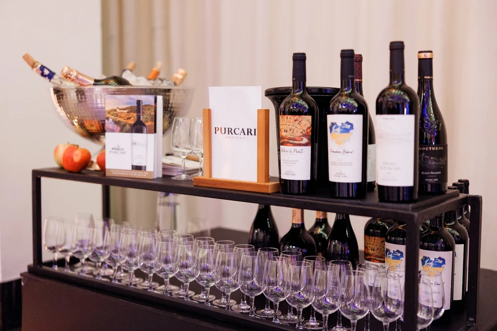 Grupul Maspex preia pachetul majoritar de acțiuni al producătorului de vinuri Purcari. Consiliile Concurenței din trei țări și-au dat acordul