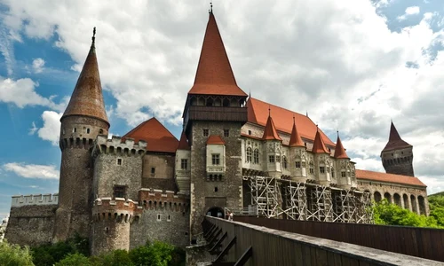 Proiect de 5 milioane de euro pentru restaurarea Castelului Corvinilor jpeg