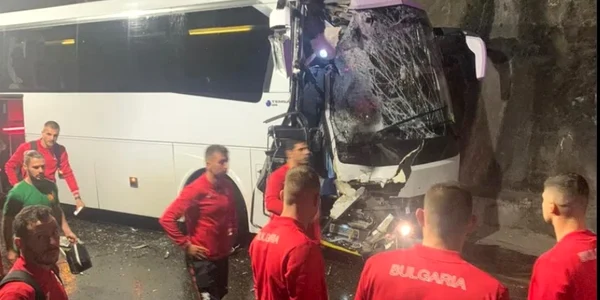 nationala bulgariei implicata intr un accident FOTO Sport-bg