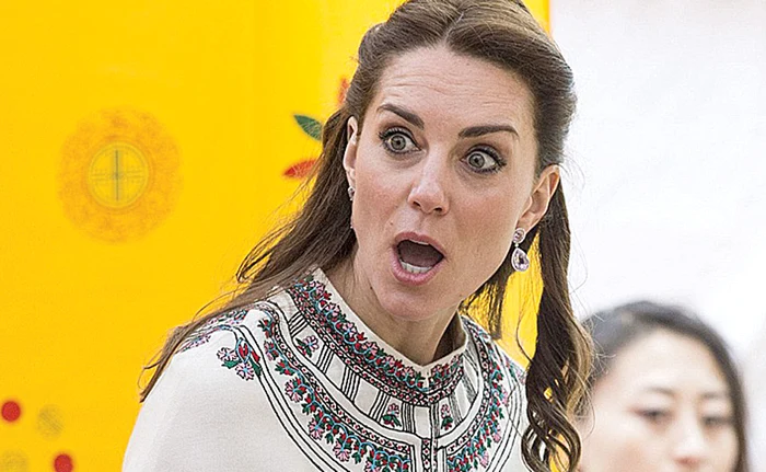 Prinţesa s-a ruşinat când a auzit ce scandau femeile din public