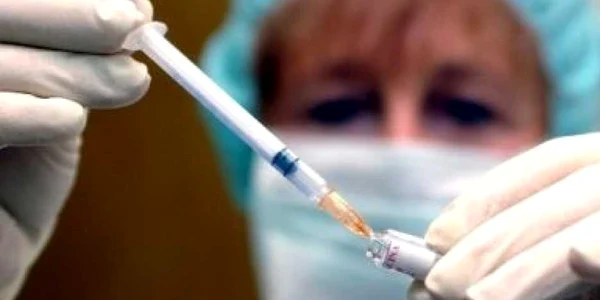 CE a autorizat primele două vaccinuri împotriva gripei porcine