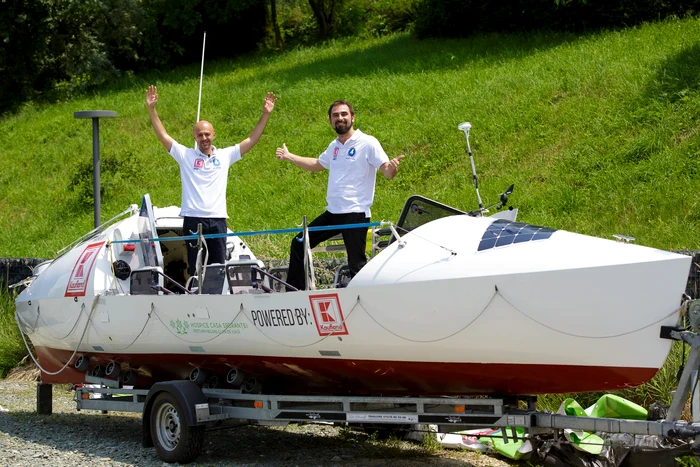 Aceasta esta ambarcațiunea cu care vor concura românii