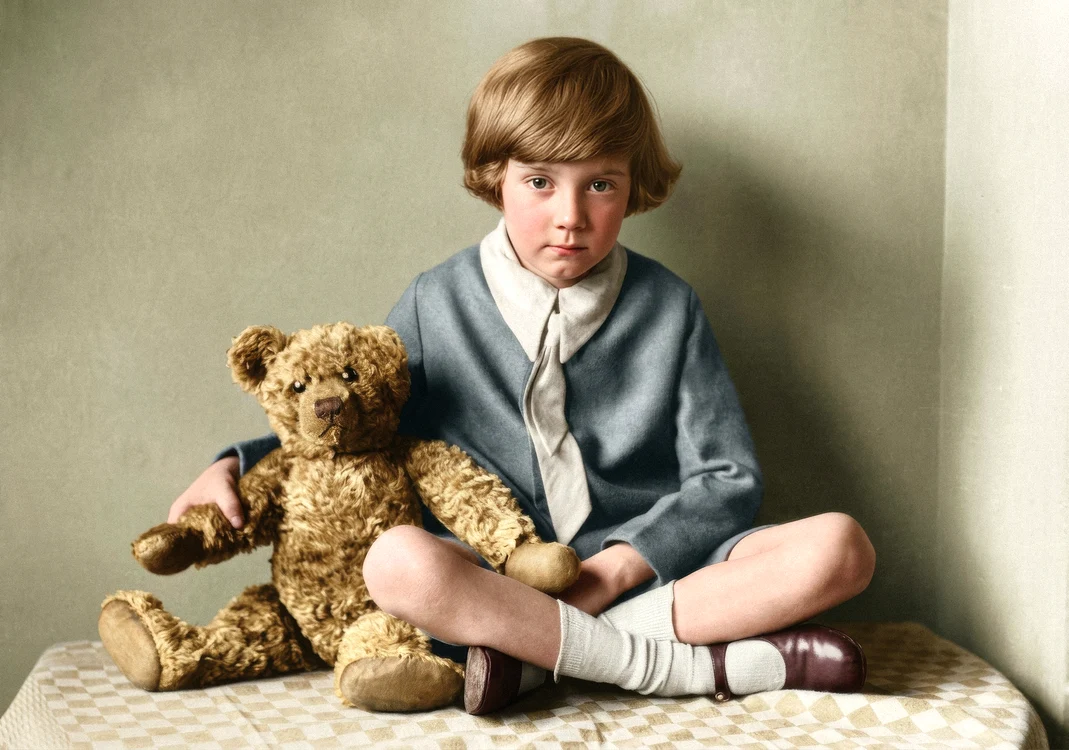Christopher Robin Milne și jucăria lui care a inspirat un întreg univers.