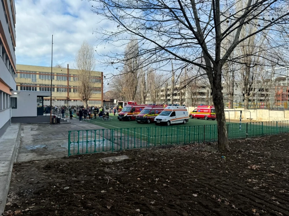 Mai mulți elevi s-au intoxicat cu spray paralizant. Foto: arhiva.