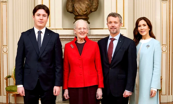 alaturi de Regina Margrethe a II a, Printul Frederik si Printesa Mary, Printul Christian al Danemarcei la primul Consiliu de Stat   Casa Regala daneza (3) jpg