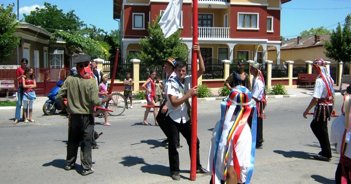 Călușarii, un ritual străvechi al românilor în ziua de Rusalii