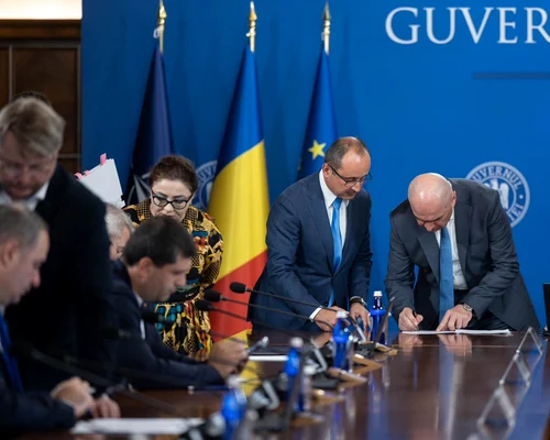 Guvernul Romaniei FB GUV ROMANIEI jpg