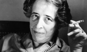 Insectarul lui Hannah Arendt png