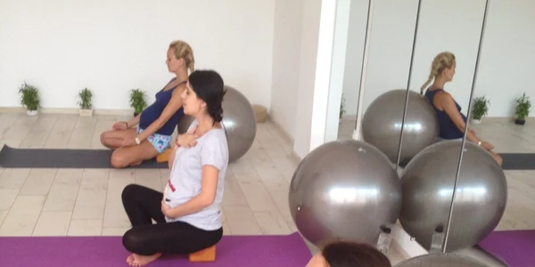 yoga sarcina