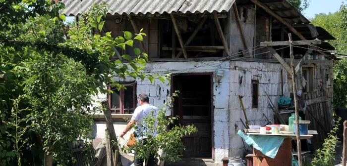 Bărbatul a fost găsit mort în casa sa