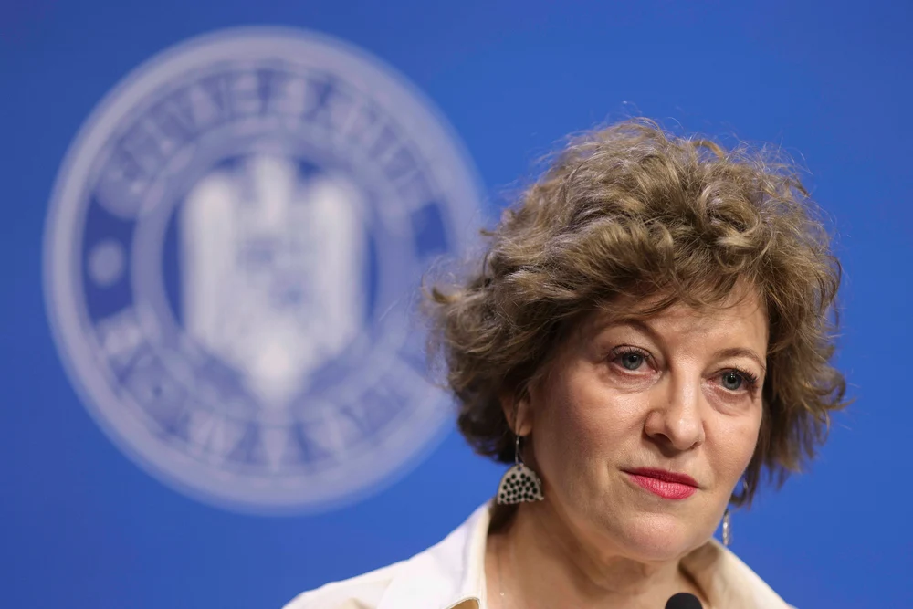 Vicepremierul Oana Gheorghiu acuză că moțiunea PSD-AUR se bazează pe minciuni: „Am ajuns să aprindem lumina…s-au supărat”