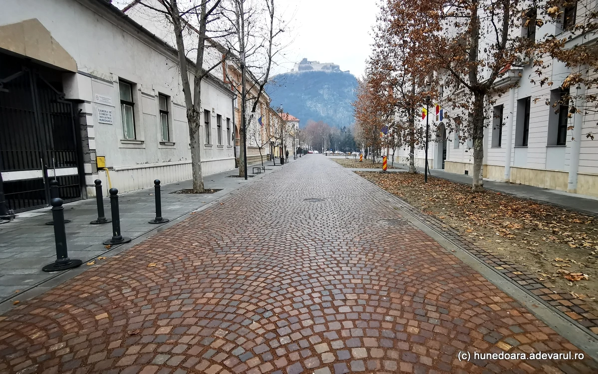 Noile alei din centrul Devei. Foto: Daniel Guță