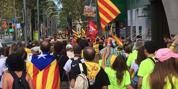 Defilare a separatistilor la Barcelona cu ocazia Diada