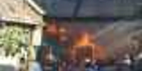Incendiul a pornit de la o sobă improvizată