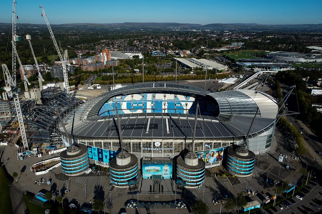 Presa britanică scrie că dezvoltarea orașului Manchester ar fi legată de patronii lui City