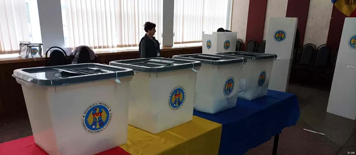 Duminică, moldovenii sunt chemaţi la urne pentru al doilea tur al alegerilor prezidențiale