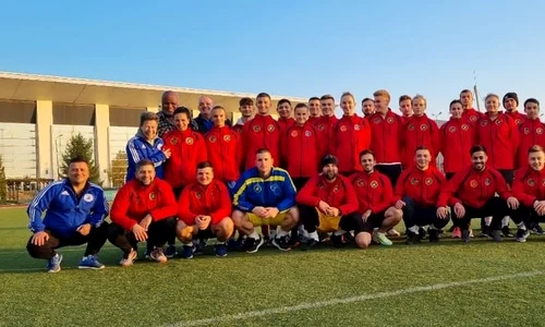 fotbal tenis lat jpg