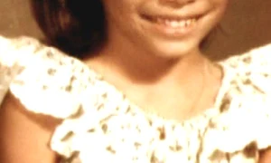 Eva Longoria, pe vremea când era "rățușca mică și urâtă" jpeg