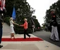 Ursula von der Leyen, întâmpinată de șefa de protocol la Casa Albă FOTO AFP