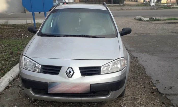 Maşina gălăţeanului prins cu permis auto fals FOTO Poliţia de Frontieră