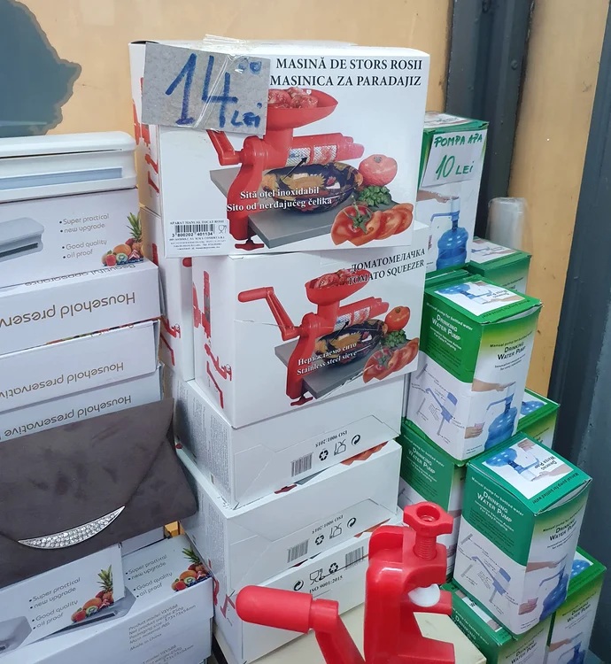 Un storcător de roşii costă 14 lei la magazinul ANAF