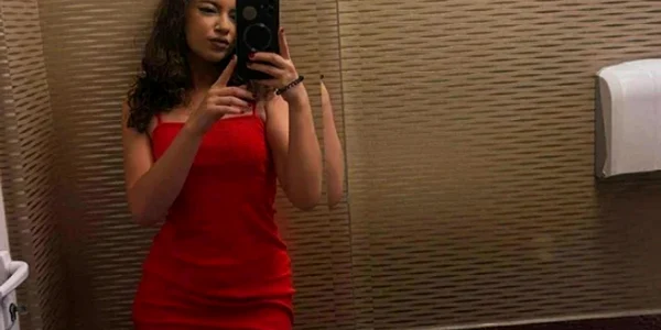 Profesoara de biologie jud iasi aflată în centrul scandalului pt ca a facut videochat FOTO BZI webp