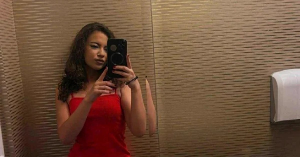Scandal în Iași: profesoară de biologie demisionează după videochat