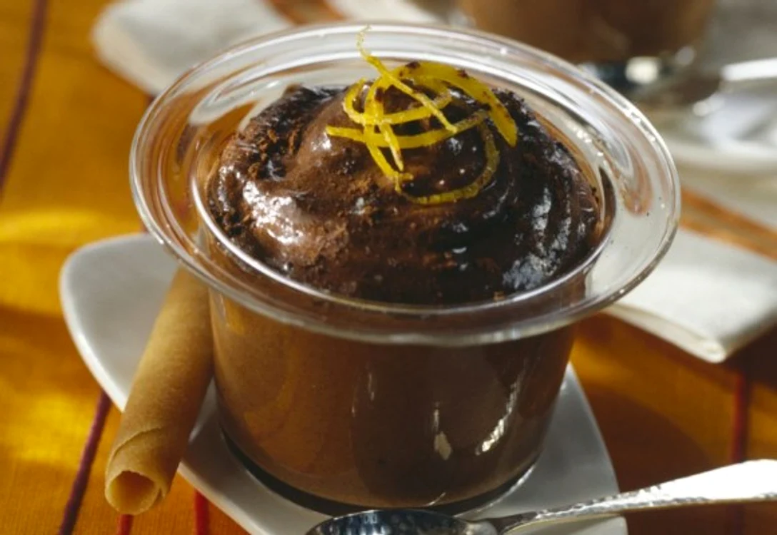 Acest desert este absolut delicios daca este servit receclickpoftabuna.ro