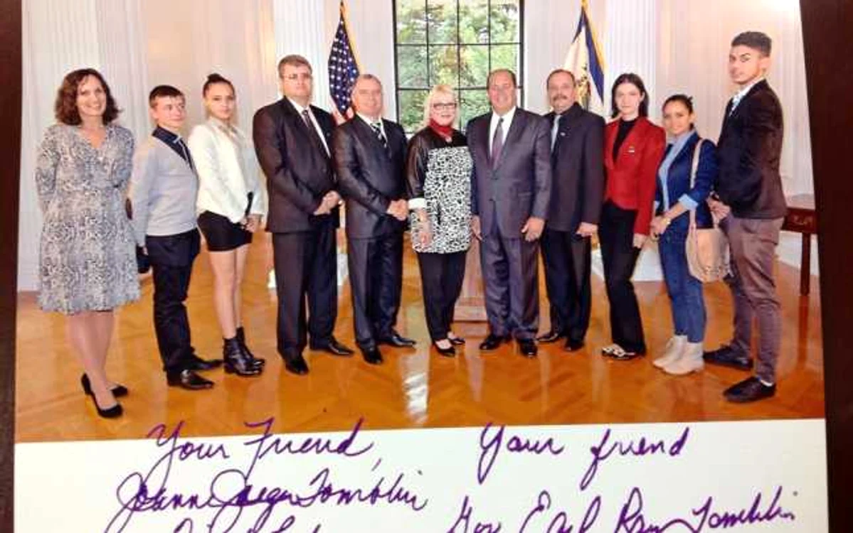Guvernatorul statului Virginia de Vest s-a declarat prietenul gorjenilor