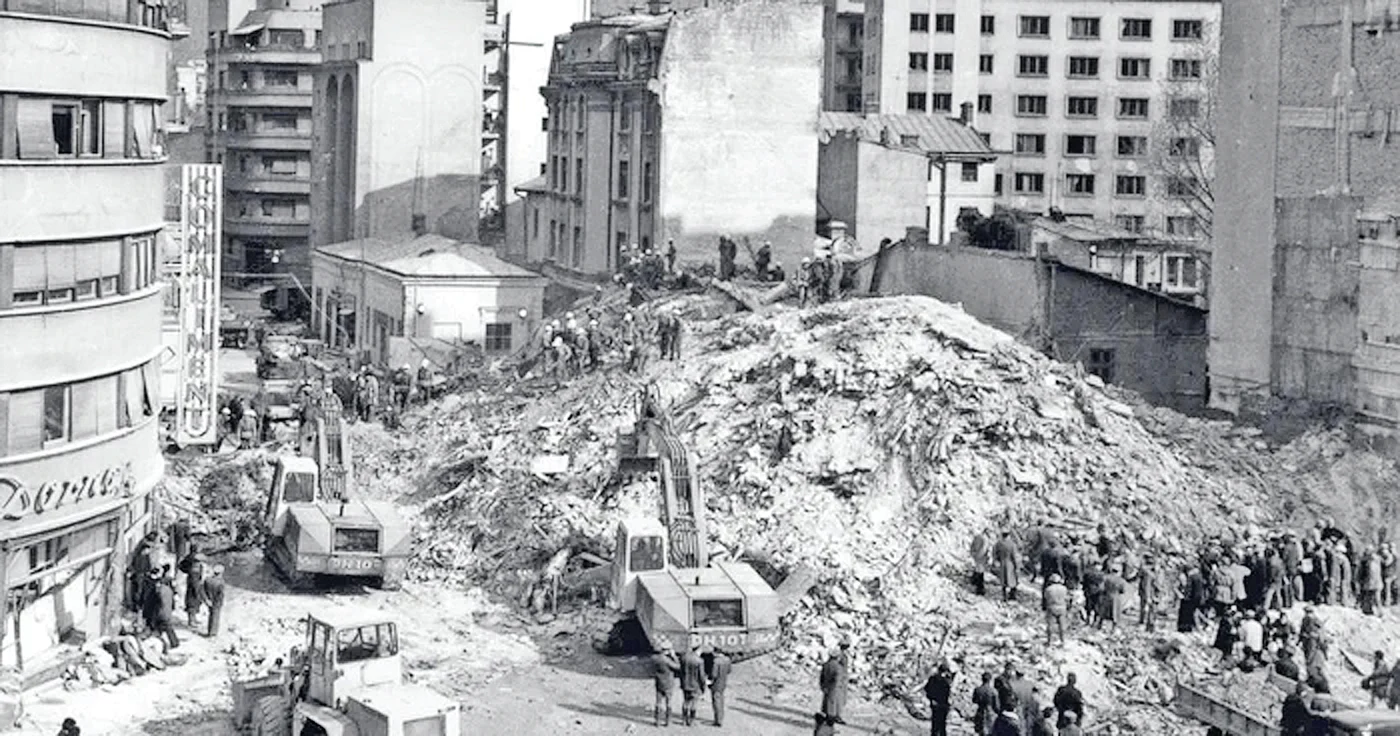 La cutremurul din  4 martie 1977 au murit  peste 1.500 de persoane