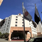 Hotelul Serena   unde au avut loc negocierile de pace SUA Iran   Pakistan FOTO EPA EFE jpg