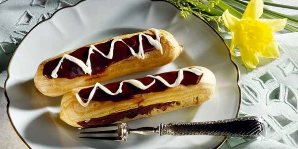 ecler cu ciocolata neagra si ciocolata alba