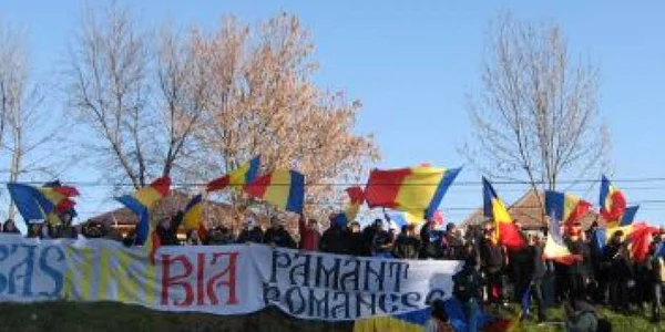 Hunedoara: VIDEO Sprijin de la Hunedoara pentru basarabeni