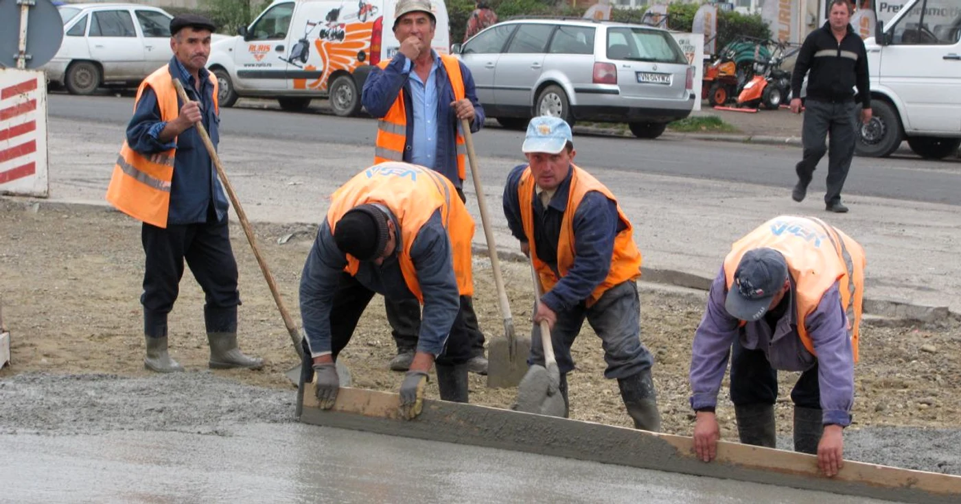 Lucrările la sensul giratoriu din cartierul Lido vor începe peste puţin timp