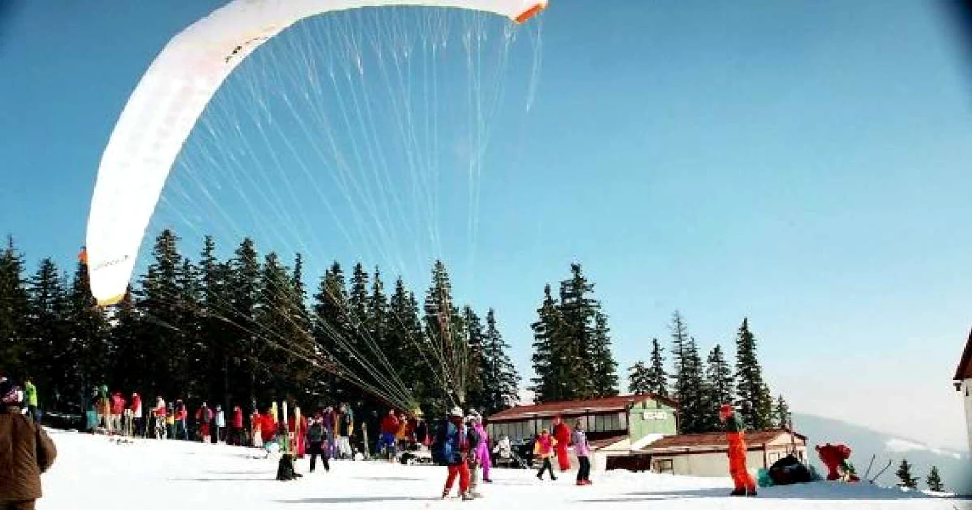 În Parâng sunt aşteptaţi turiştii de sezon. ARHIVĂ.
