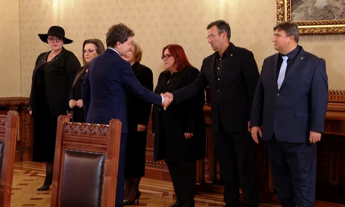 Șoșoacă la Consultări 