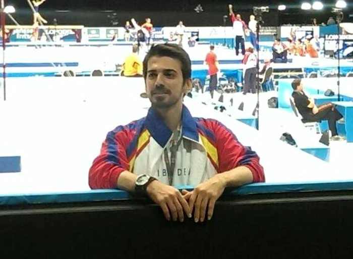 
    În anunț este sugerat clar că femeile au prioritate la acest job  