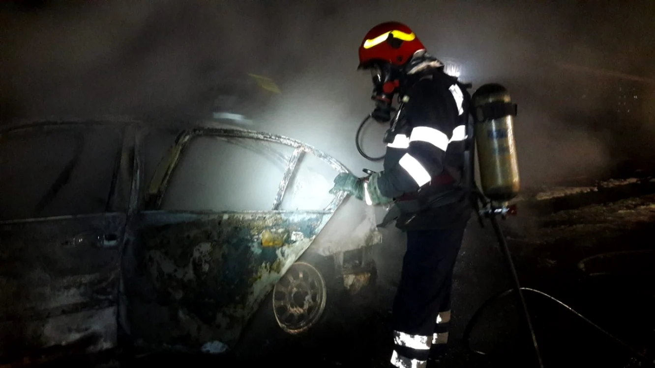 masina in flacari orbeasca de sus foto isu teleorman