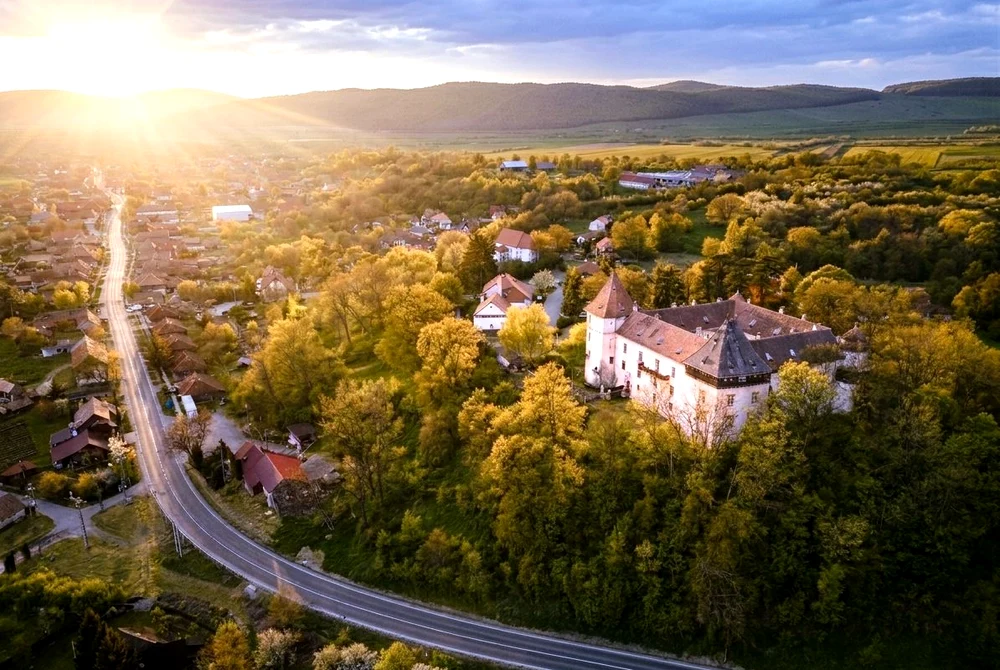 Castelul de la Brâncovenești. Foto: Lucian Ignat. 