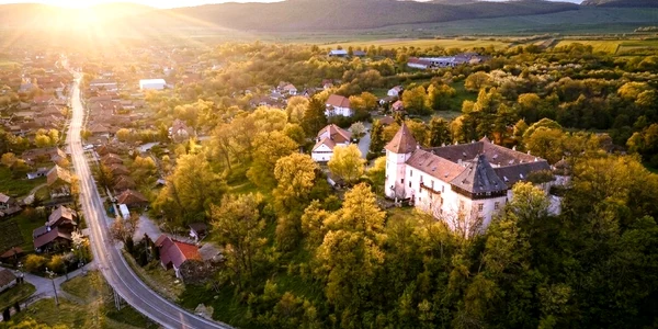 Castelul Kemeny din Brâncovenești  Foto Lucian Ignat 1 jpg