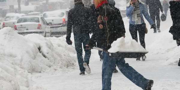 Ninsoarea s-a întors în forţă la Iaşi luni, 13 februarie