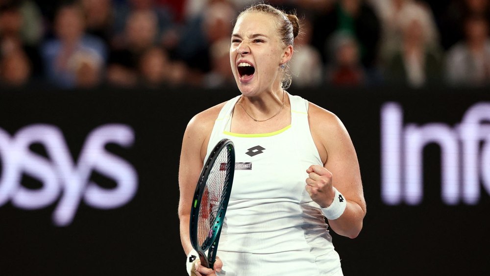 Halep, bătută de ciuca bătăilor: detaliul care arată cât de slabă e Blinkova, care a eliminat-o pe Simona