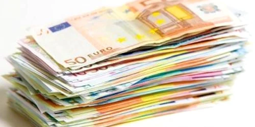 Fiscul a restituit în luna august peste 700 de milioane de lei