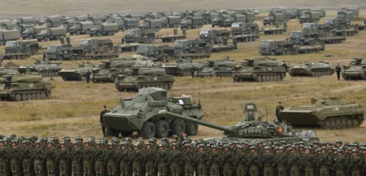 Soldaţi şi blindate ruseşti la vel mai mare exerciţiu militar de după destrămarea URSS, Vorstok 2018